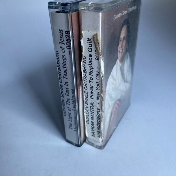 Two Cassette Tapes of Mantras & Meditation - Picture 3 of 12
